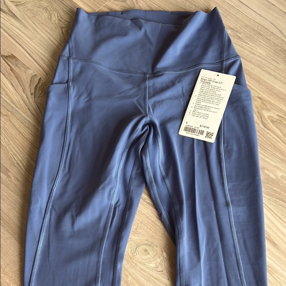 NWT! Lululemon Align Leggings, size 6, color periwinkle - Picture 1 of 2